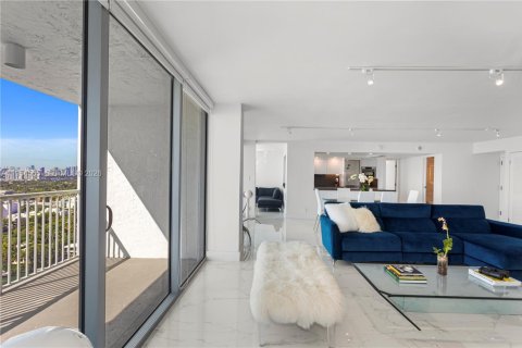 Condominio en venta en Miami Beach, Florida, 3 dormitorios, 208.47 m2 № 2024564 - foto 15