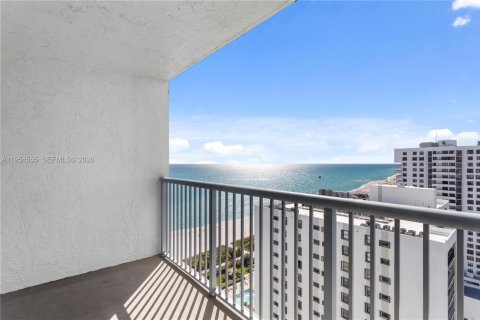 Condominio en venta en Miami Beach, Florida, 3 dormitorios, 208.47 m2 № 2024564 - foto 29