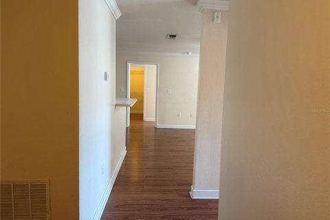 Снять в аренду кондоминиум в Тампа, Флорида 1 комната, 111.95м2, № 1843017 - фото 17