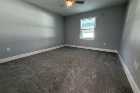 Villa ou maison à louer à Dade City, Floride: 4 chambres, 178.74 m2 № 2386627 - photo 7