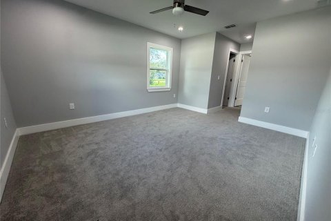 Villa ou maison à louer à Dade City, Floride: 4 chambres, 178.74 m2 № 2386627 - photo 6
