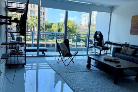 Copropriété à louer à Aventura, Floride: 72.37 m2 № 2186853 - photo 7