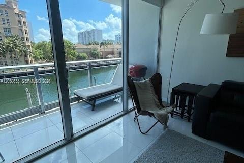 Copropriété à louer à Aventura, Floride: 72.37 m2 № 2186853 - photo 8