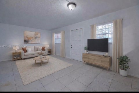 Condo in Miami, Florida, 2 bedrooms  № 2068144 - photo 6