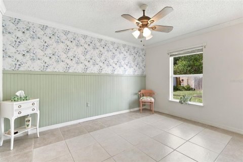 House in Palm Bay, Florida 3 bedrooms, 179.49 sq.m. № 2418337 - photo 17