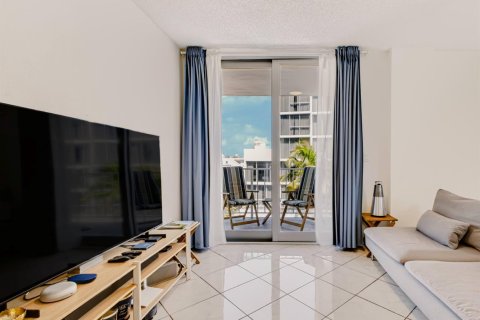 Condominio en venta en Miami Beach, Florida, 2 dormitorios, 83.61 m2 № 2417776 - foto 22