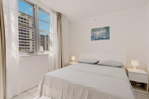 Condominio en venta en Miami Beach, Florida, 2 dormitorios, 83.61 m2 № 2417776 - foto 29