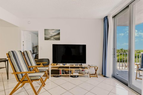 Condominio en venta en Miami Beach, Florida, 2 dormitorios, 83.61 m2 № 2417776 - foto 18