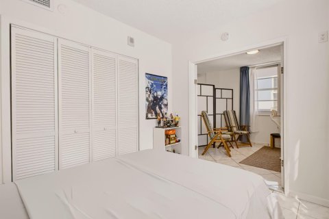 Condominio en venta en Miami Beach, Florida, 2 dormitorios, 83.61 m2 № 2417776 - foto 30