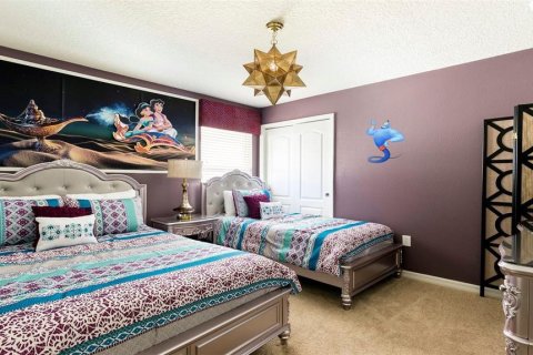 House in Kissimmee, Florida 8 bedrooms, 375.42 sq.m. № 1906469 - photo 18