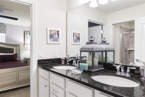 Casa en alquiler en Kissimmee, Florida, 8 dormitorios, 375.42 m2 № 1906469 - foto 30