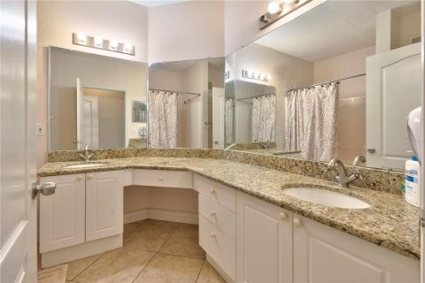Condo in Clearwater, Florida, 2 bedrooms  № 1915241 - photo 23