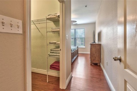 Condo in Clearwater, Florida, 2 bedrooms  № 1915241 - photo 5