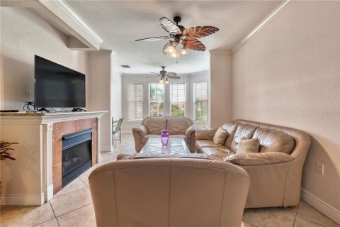 Condo in Clearwater, Florida, 2 bedrooms  № 1915241 - photo 12