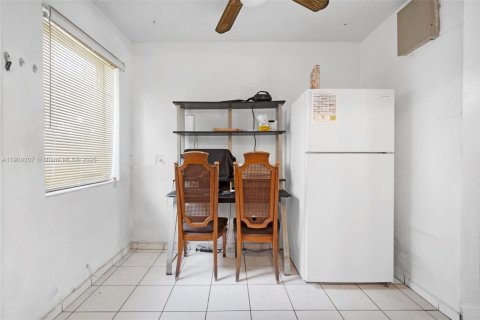 Villa ou maison à vendre à Miami Gardens, Floride: 4 chambres, 124.95 m2 № 1966324 - photo 8