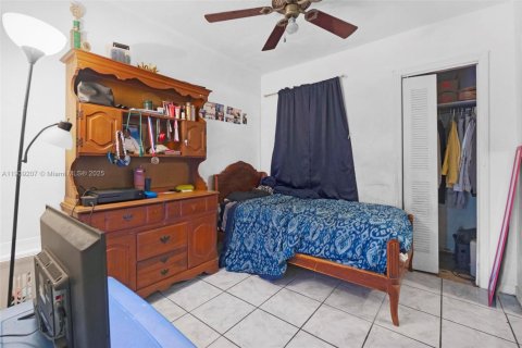 Villa ou maison à vendre à Miami Gardens, Floride: 4 chambres, 124.95 m2 № 1966324 - photo 16