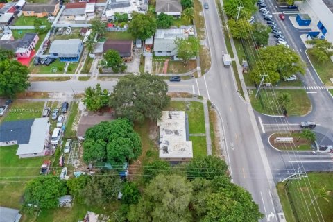 Villa ou maison à vendre à Miami Gardens, Floride: 4 chambres, 124.95 m2 № 1966324 - photo 26