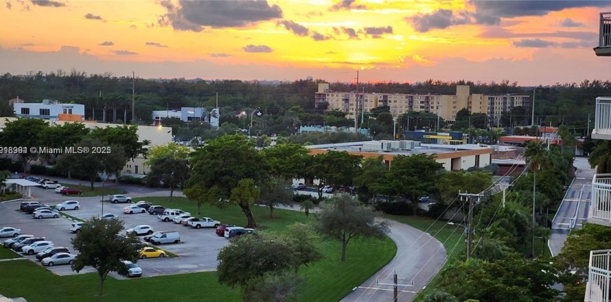 Condo in Aventura, Florida, 1 bedroom  № 2059983