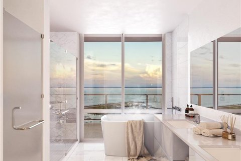 Condo in Saint Petersburg, Florida, 3 bedrooms  № 2138231 - photo 6