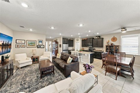 Villa ou maison à vendre à Zephyrhills, Floride: 4 chambres, 190.08 m2 № 2423695 - photo 13