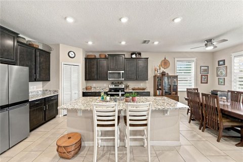 Villa ou maison à vendre à Zephyrhills, Floride: 4 chambres, 190.08 m2 № 2423695 - photo 17