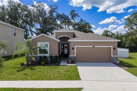 Villa ou maison à vendre à Zephyrhills, Floride: 4 chambres, 190.08 m2 № 2423695 - photo 6
