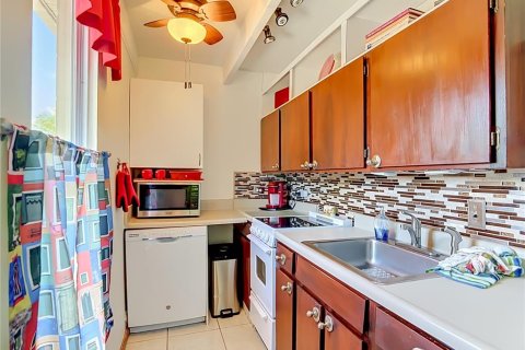 Casa en venta en Lake Wales, Florida, 1 dormitorio, 60.2 m2 № 2210777 - foto 10