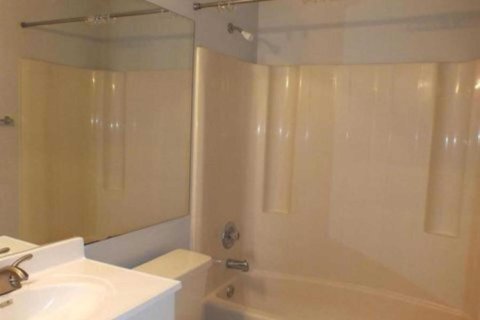 Copropriété à vendre à Boca Raton, Floride: 2 chambres, 111.48 m2 № 2260315 - photo 7