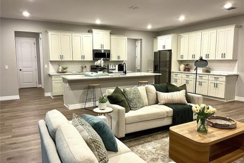 House in Citrus Springs, Florida 4 bedrooms, 230.21 sq.m. № 2113102 - photo 5