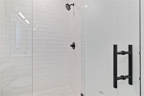 Townhouse in Saint Petersburg, Florida 2 bedrooms, 228.26 sq.m. № 2102567 - photo 27