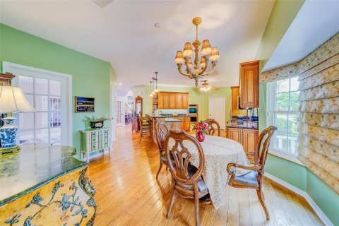 House in Clearwater, Florida 4 bedrooms, 397.06 sq.m. № 1444715 - photo 17