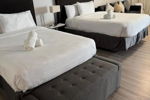 Condo in Miami Beach, Florida  № 1691279 - photo 8