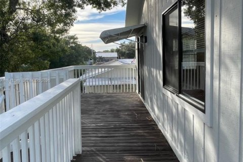 Villa ou maison à louer à Vero Beach, Floride: 1 chambre, 91.79 m2 № 1999584 - photo 9