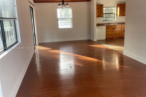 Villa ou maison à louer à Vero Beach, Floride: 1 chambre, 91.79 m2 № 1999584 - photo 7