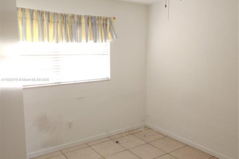 Condominio en venta en Pinecrest, Florida, 3 dormitorios, 106.84 m2 № 1823638 - foto 7