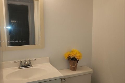 Купить кондоминиум в Плантация, Флорида 2 спальни, 89.56м2, № 1958303 - фото 16