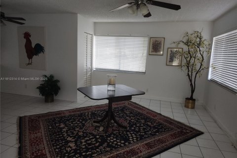 Купить кондоминиум в Плантация, Флорида 2 спальни, 89.56м2, № 1958303 - фото 5