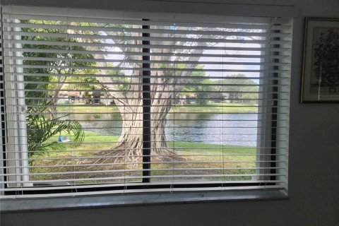 Купить кондоминиум в Плантация, Флорида 2 спальни, 89.56м2, № 1958303 - фото 7