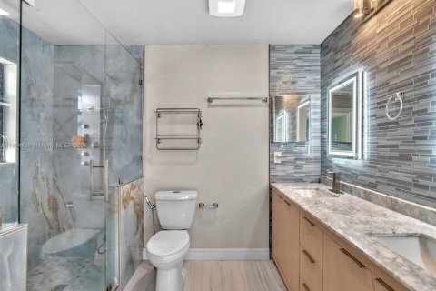 House in Boca Raton, Florida 3 bedrooms, 146.32 sq.m. № 1962734 - photo 19