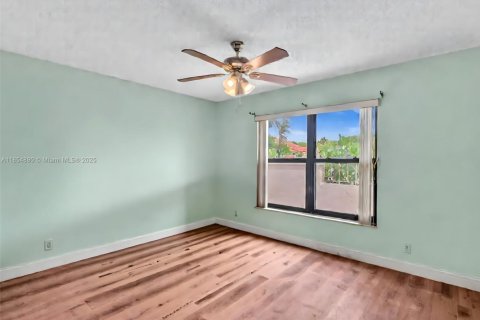 House in Boca Raton, Florida 3 bedrooms, 146.32 sq.m. № 1962734 - photo 29