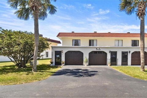 Condominio en venta en Flagler Beach, Florida, 2 dormitorios, 147.34 m2 № 1609547 - foto 2