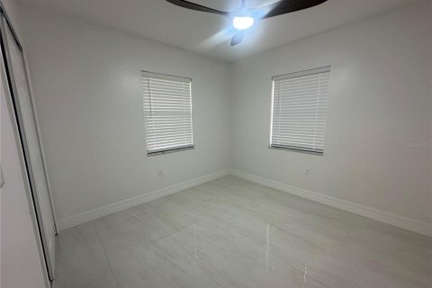 Villa ou maison à louer à Christmas, Floride: 2 chambres, 75.81 m2 № 2398815 - photo 11