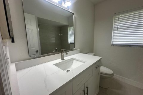 Villa ou maison à louer à Christmas, Floride: 2 chambres, 75.81 m2 № 2398815 - photo 7