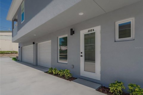 Touwnhouse à louer à Tarpon Springs, Floride: 4 chambres, 163.32 m2 № 2415021 - photo 4