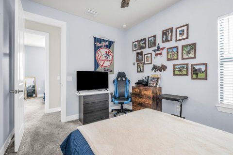 House in Lake Worth, Florida 5 bedrooms, 240.15 sq.m. № 2176618 - photo 21