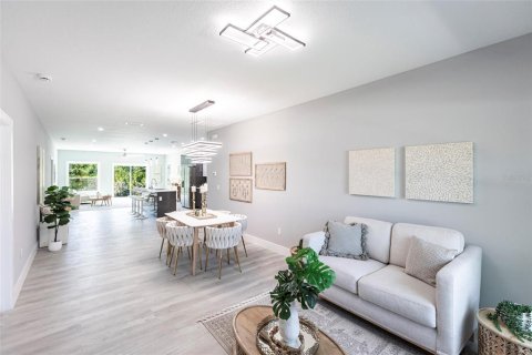 House in Port Charlotte, Florida 5 bedrooms, 213.21 sq.m. № 1804025 - photo 5