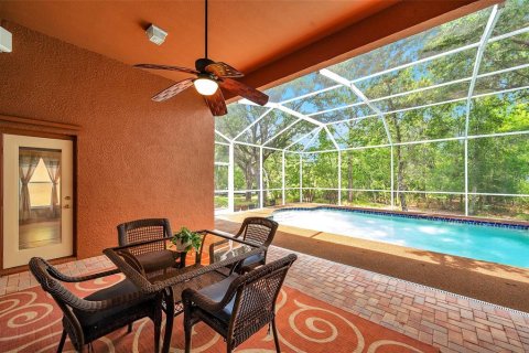 House in Tampa, Florida 4 bedrooms, 233.56 sq.m. № 1686670 - photo 11