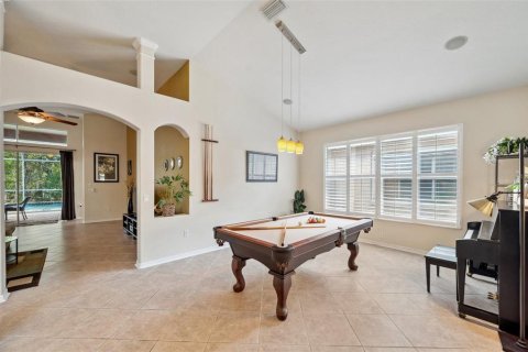 House in Tampa, Florida 4 bedrooms, 233.56 sq.m. № 1686670 - photo 15