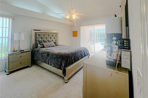 House in Hudson, Florida 3 bedrooms, 180.42 sq.m. № 1815773 - photo 16