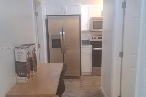 House in Homestead, Florida 1 bedroom, 46.45 sq.m. № 2015881 - photo 3